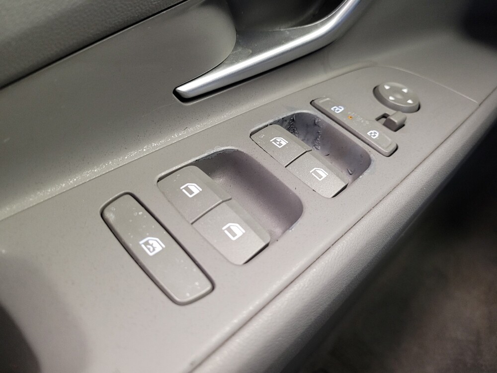 2024 Hyundai Elantra in Maple Heights, OH 44137 - 18123289 27