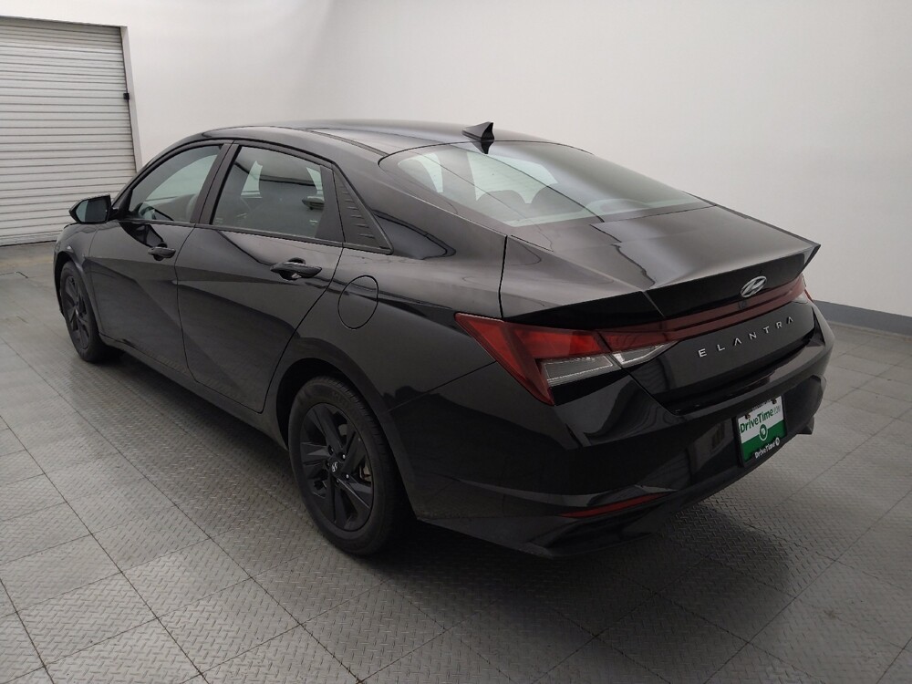 2023 Hyundai Elantra in Metairie, LA 70006 - 18123290 5