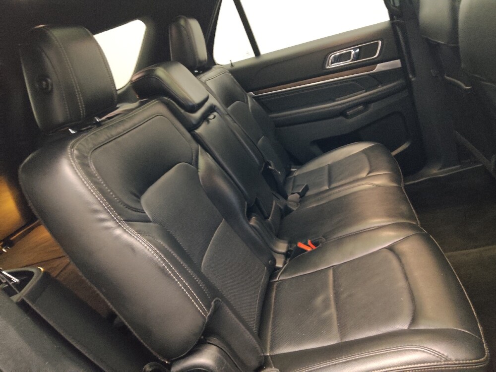 2018 Ford Explorer in Marietta, GA 30062 - 18123291 19