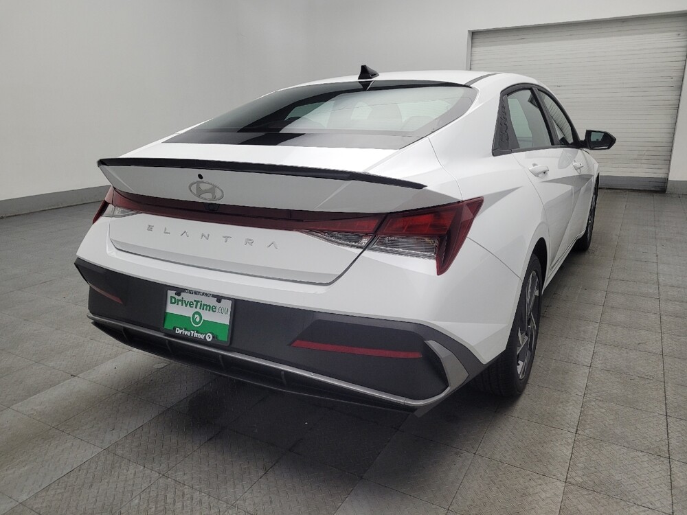 2025 Hyundai Elantra in Augusta, GA 30907 - 18123292 9