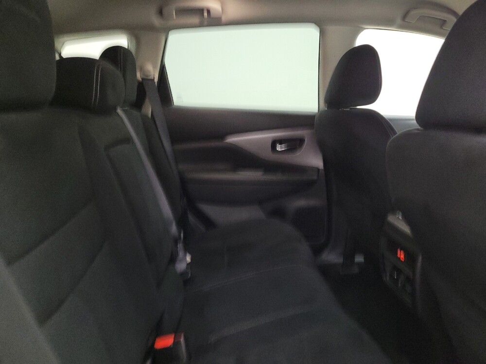 2019 Nissan Murano in Toledo, OH 43617 - 18123298 19