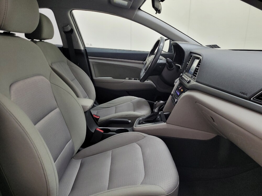 2017 Hyundai Elantra in Allentown, PA 18103 - 18123301 21