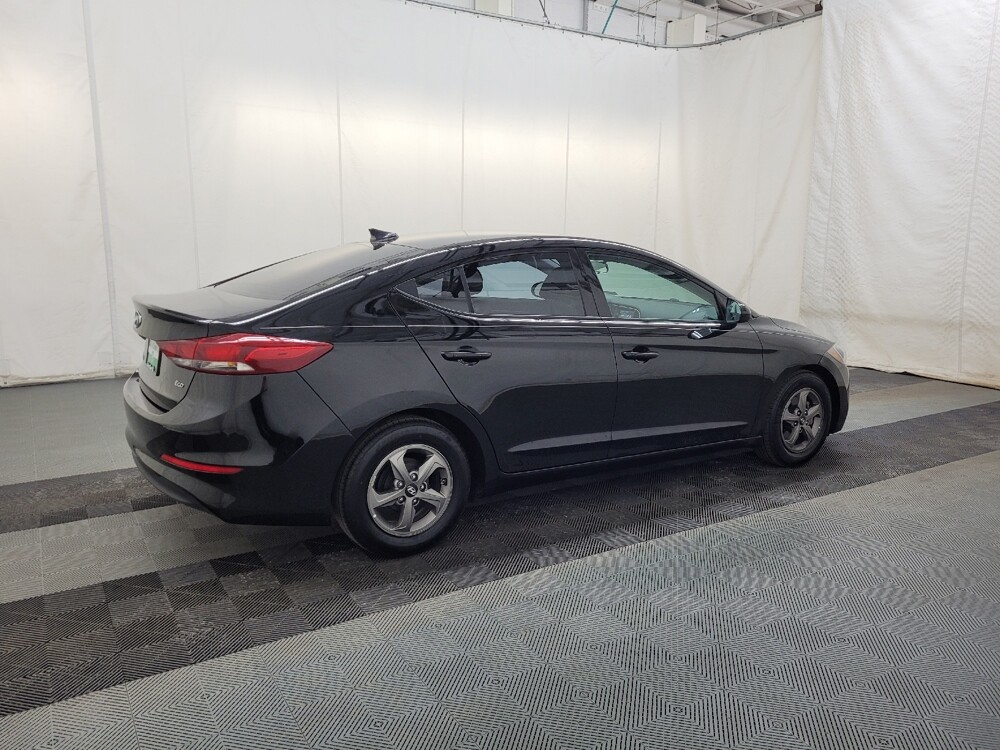 2017 Hyundai Elantra in Allentown, PA 18103 - 18123301 10