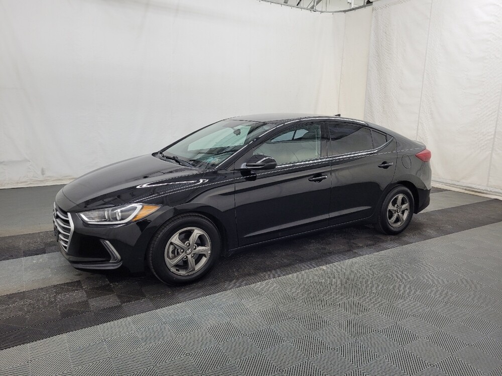 2017 Hyundai Elantra in Allentown, PA 18103 - 18123301 2