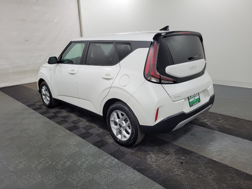 2025 Kia Soul in Allentown, PA 18103 - 18123303 3