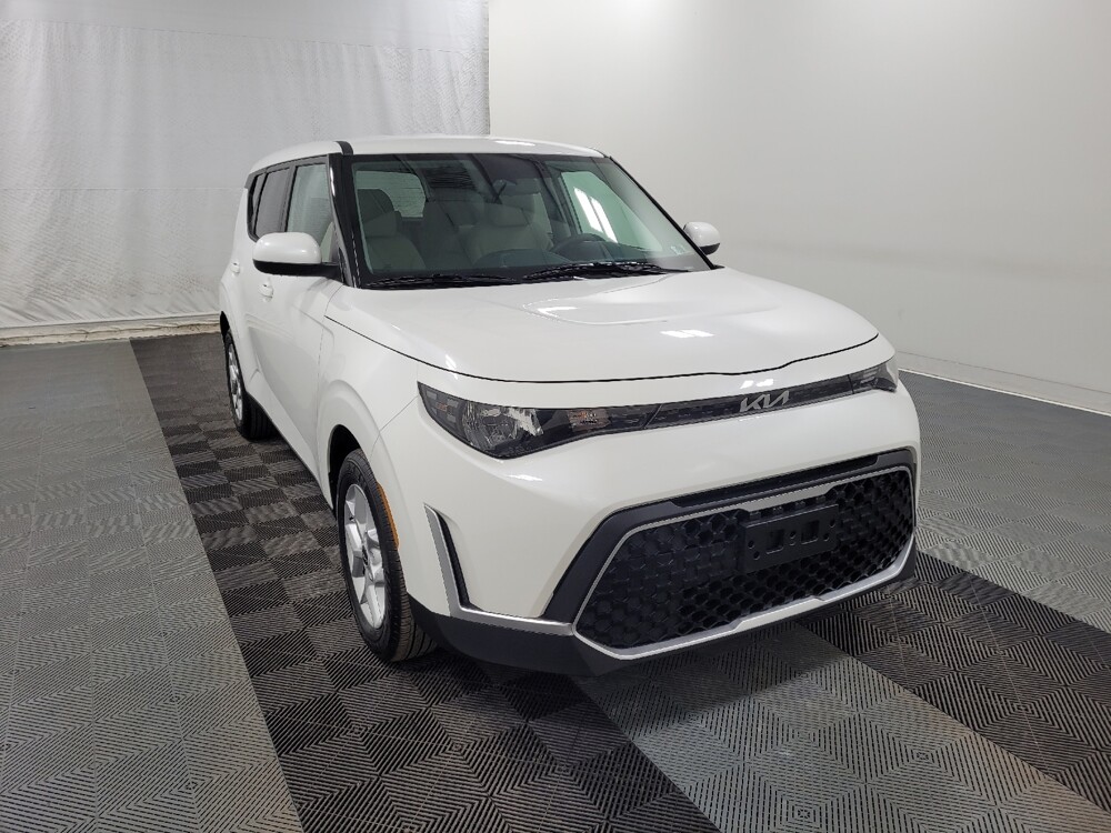 2025 Kia Soul in Allentown, PA 18103 - 18123303 13