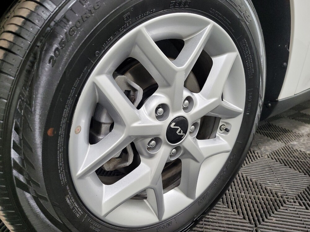 2025 Kia Soul in Allentown, PA 18103 - 18123303 31