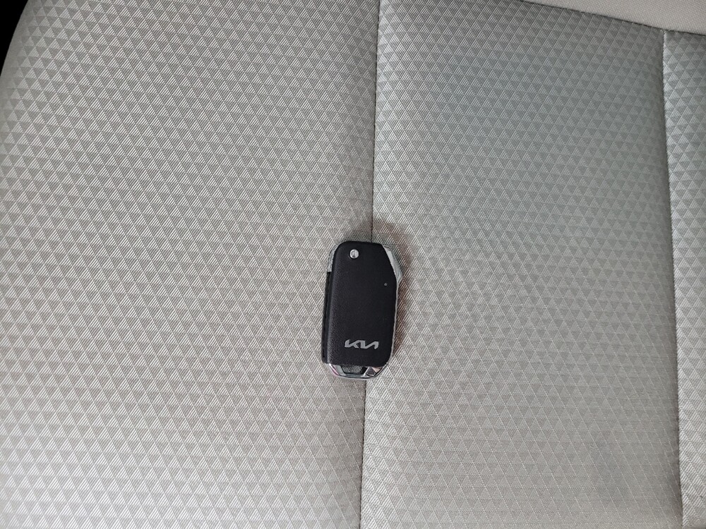 2025 Kia Soul in Allentown, PA 18103 - 18123303 32