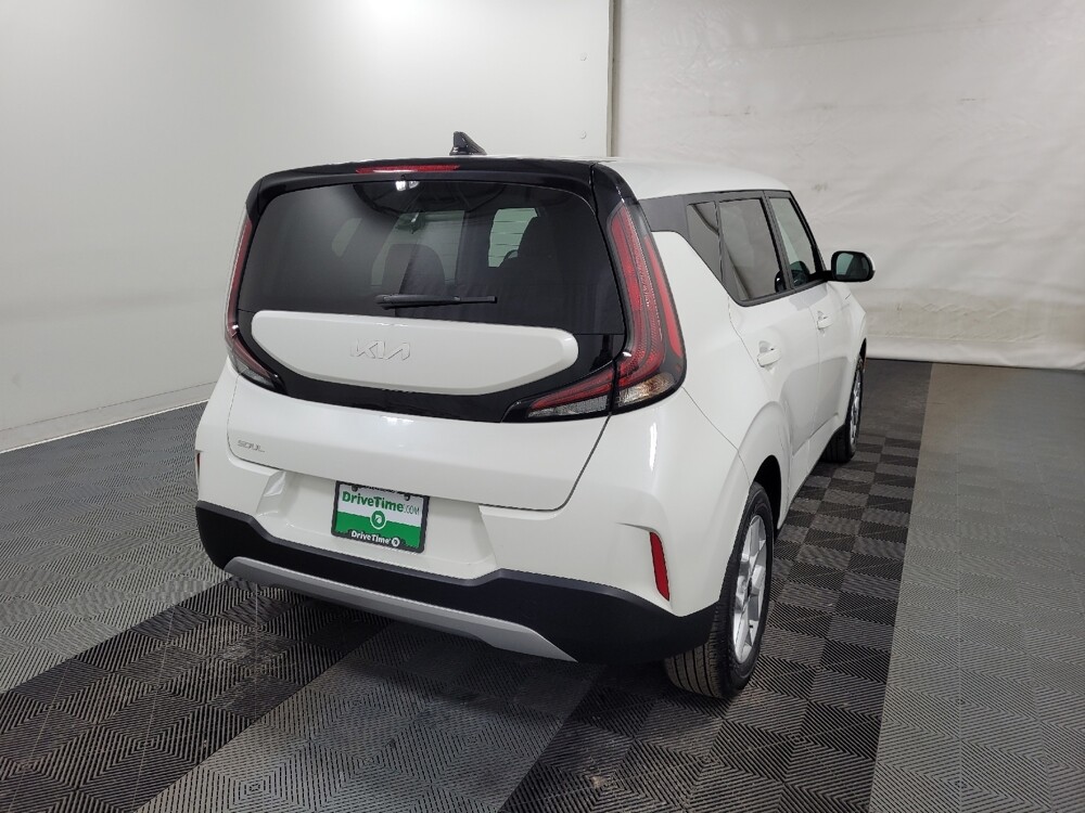2025 Kia Soul in Allentown, PA 18103 - 18123303 9
