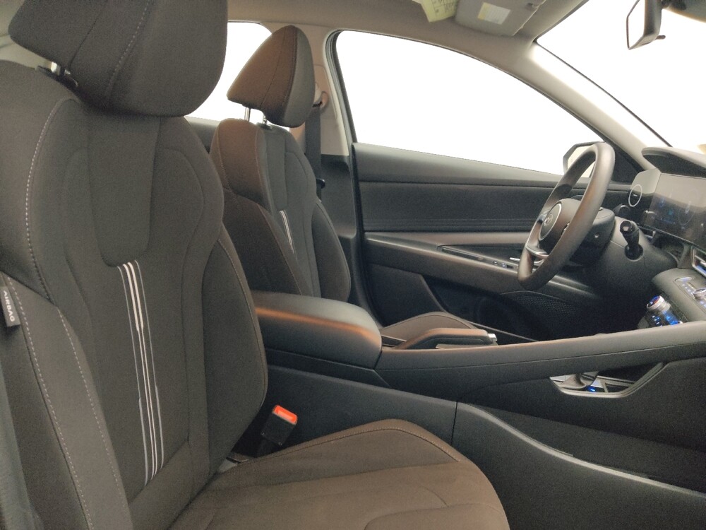 2024 Hyundai Elantra in Columbus, GA 31909 - 18123306 21