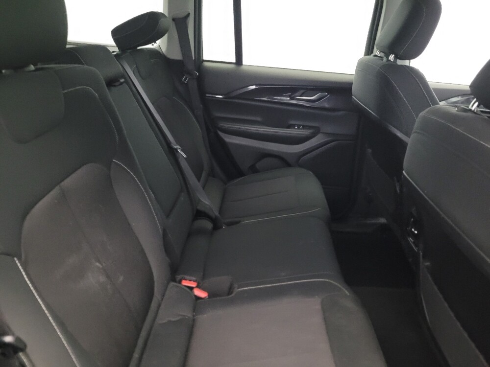 2023 Jeep Grand Cherokee in New Castle, DE 19720 - 18123307 19