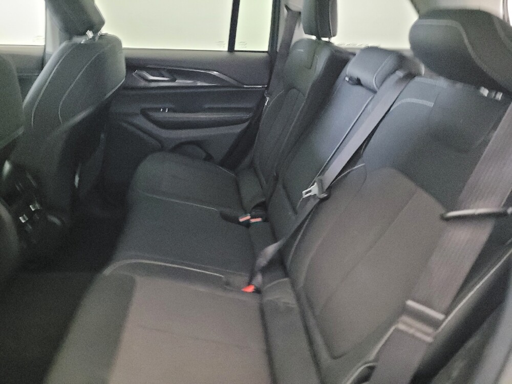 2023 Jeep Grand Cherokee in New Castle, DE 19720 - 18123307 18