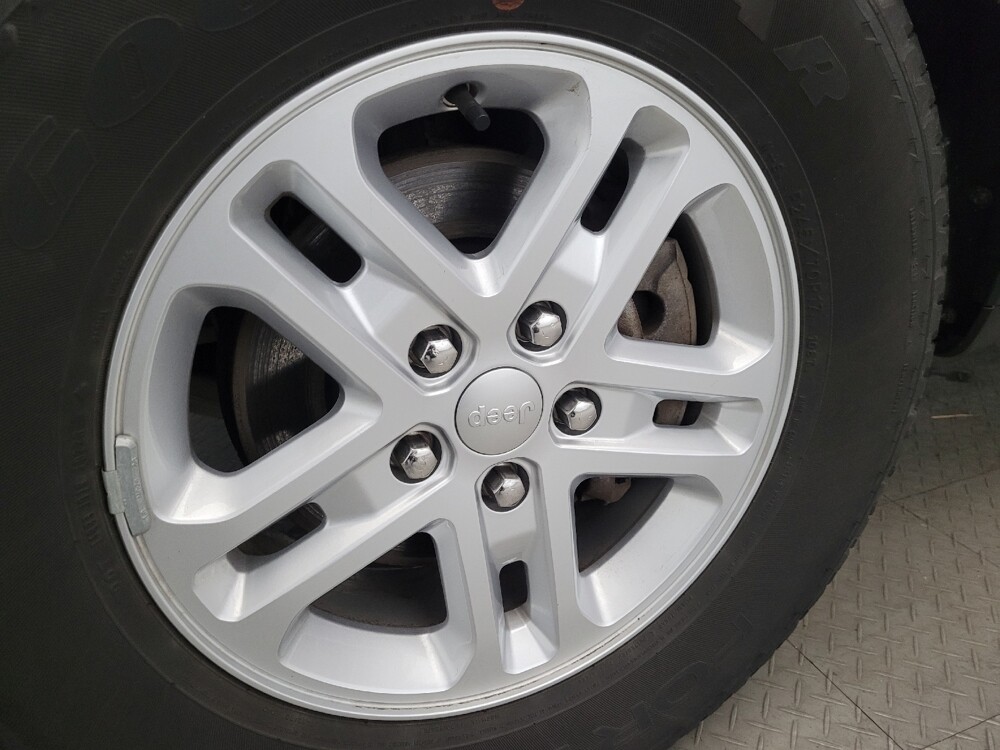 2023 Jeep Grand Cherokee in New Castle, DE 19720 - 18123308 31