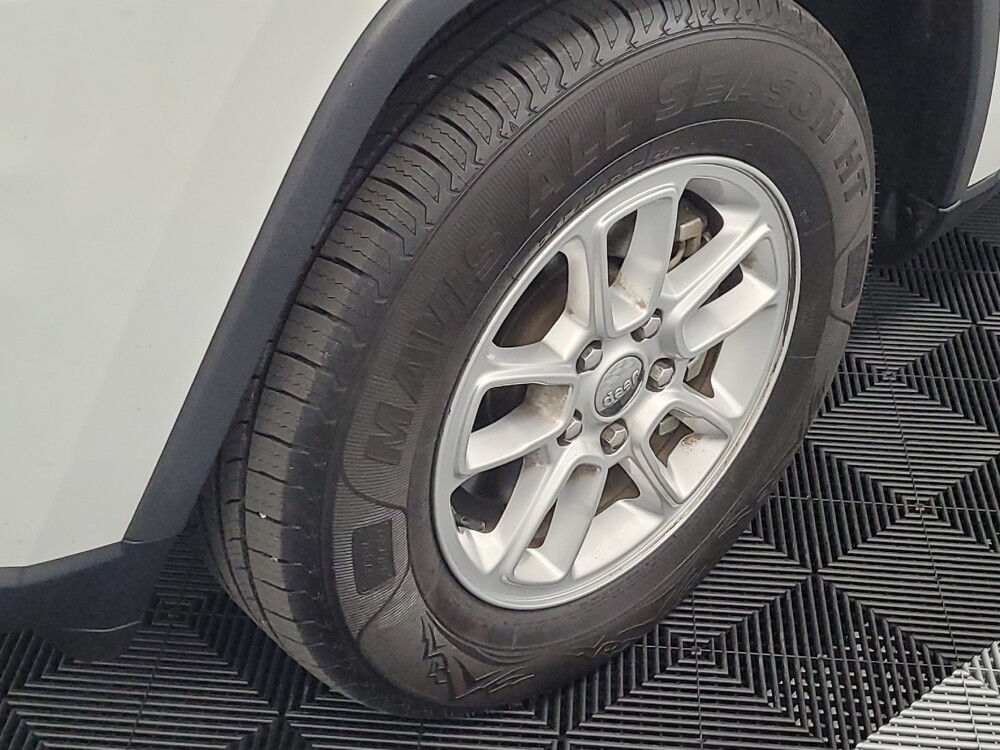 2019 Jeep Grand Cherokee in Houston, TX 77060 - 18123314 31