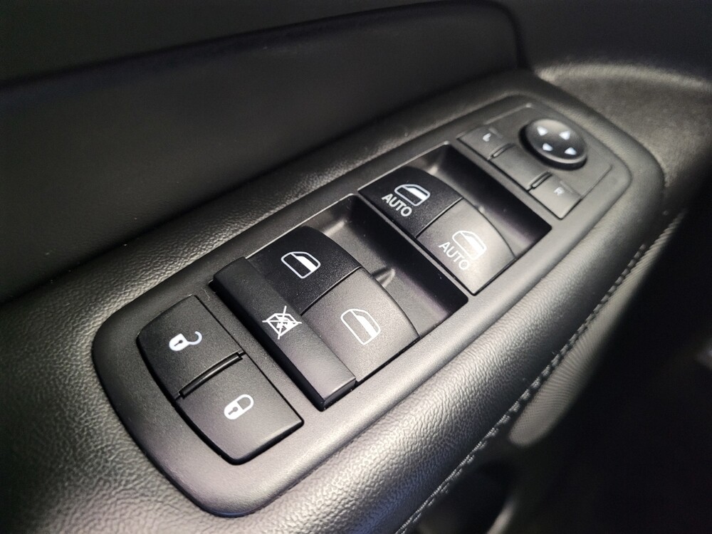 2019 Jeep Grand Cherokee in Columbus, OH 43228 - 18123321 27