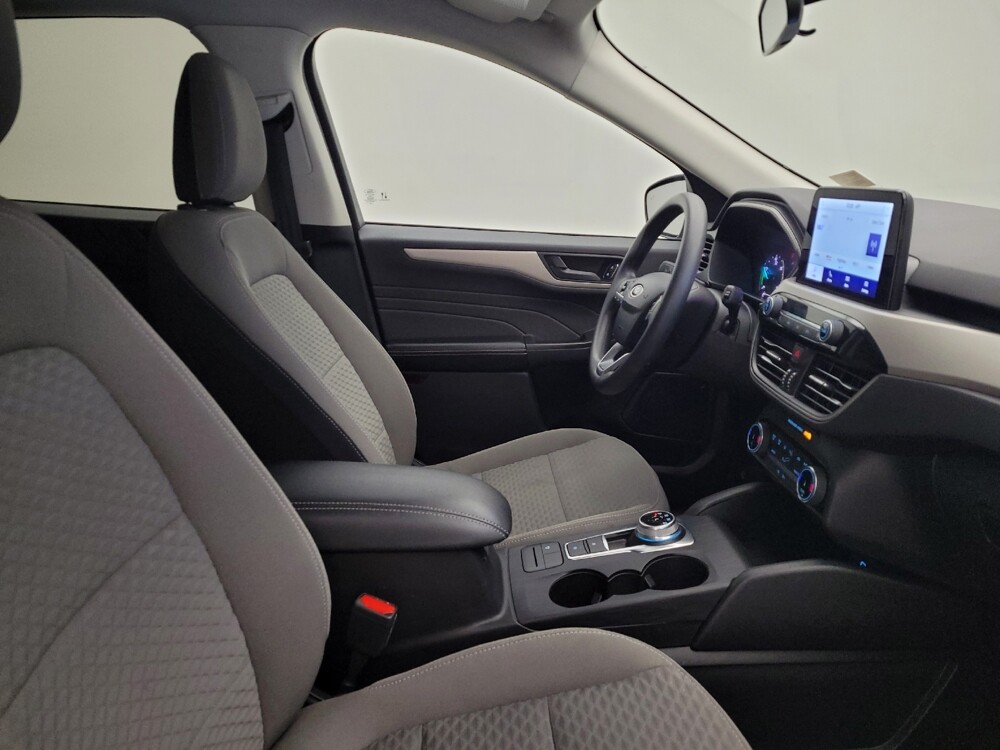 2022 Ford Escape in Louisville, KY 40258 - 18123322 21