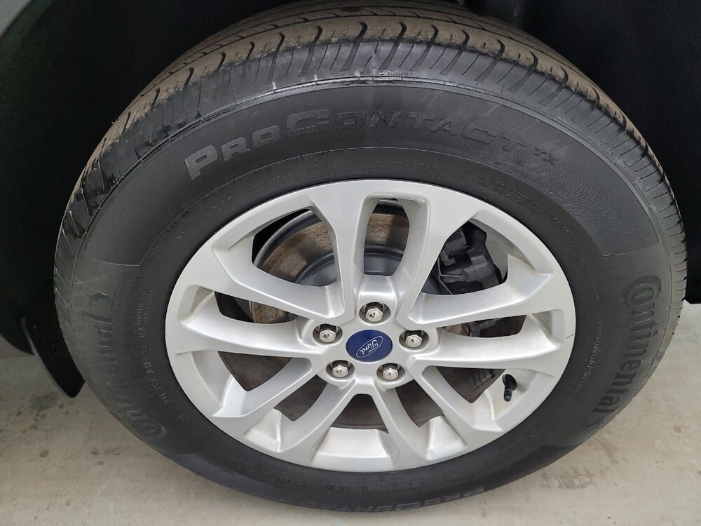 2022 Ford Escape in Louisville, KY 40258 - 18123322 31