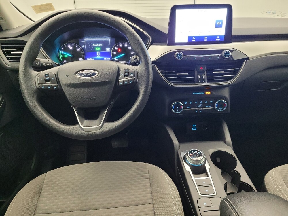 2022 Ford Escape in Louisville, KY 40258 - 18123322 22