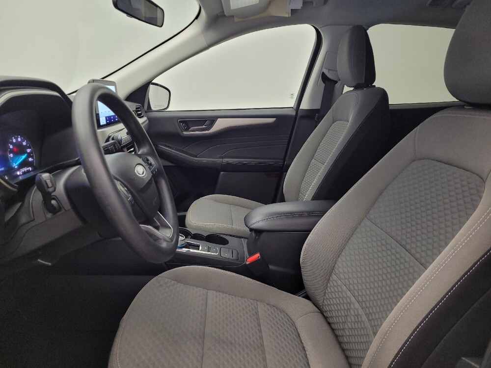 2022 Ford Escape in Louisville, KY 40258 - 18123322 17