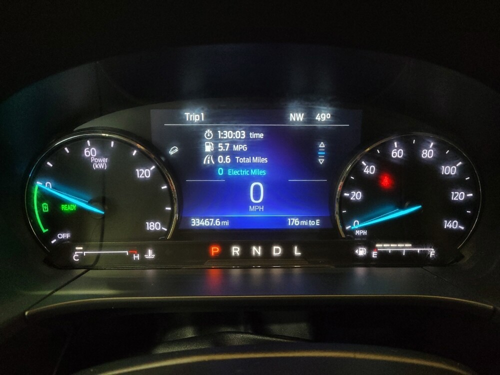 2022 Ford Escape in Louisville, KY 40258 - 18123322 23