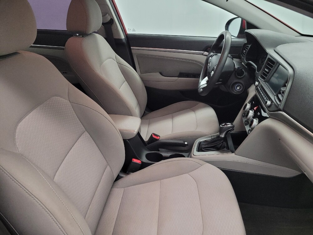 2019 Hyundai Elantra in Houston, TX 77060 - 18123326 21