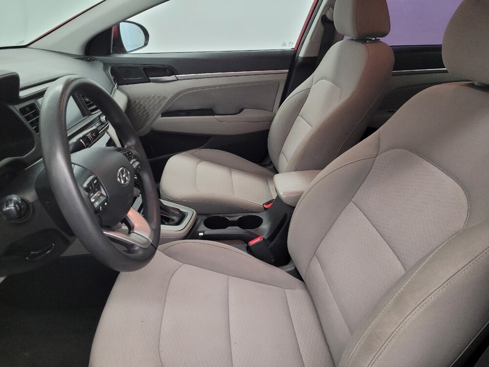 2019 Hyundai Elantra in Houston, TX 77060 - 18123326 17