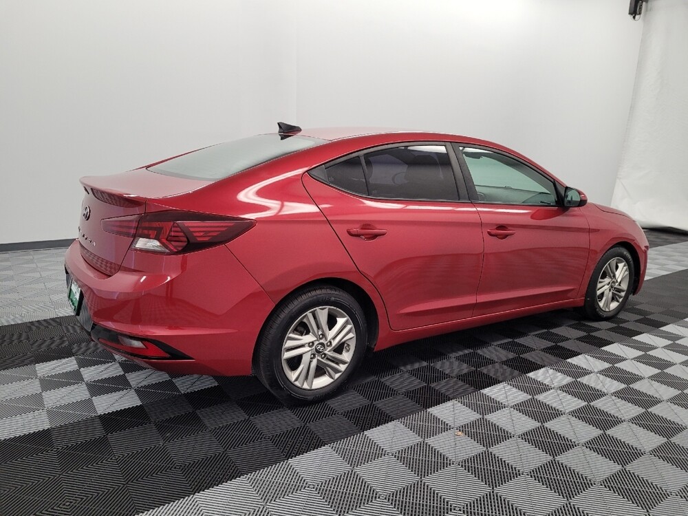 2019 Hyundai Elantra in Houston, TX 77060 - 18123326 10