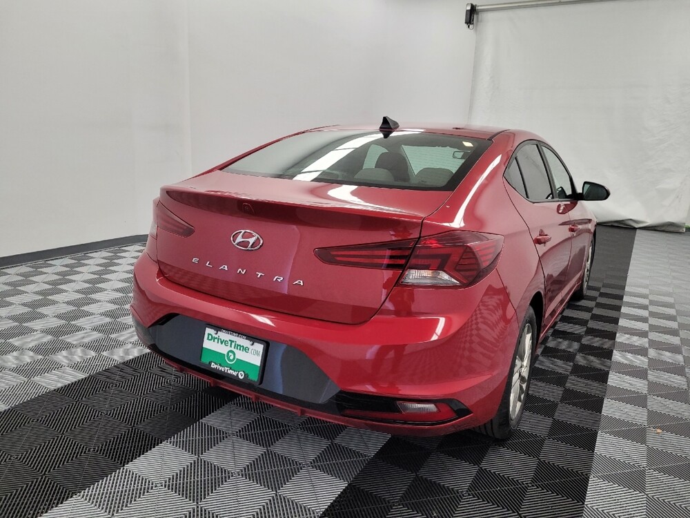 2019 Hyundai Elantra in Houston, TX 77060 - 18123326 7