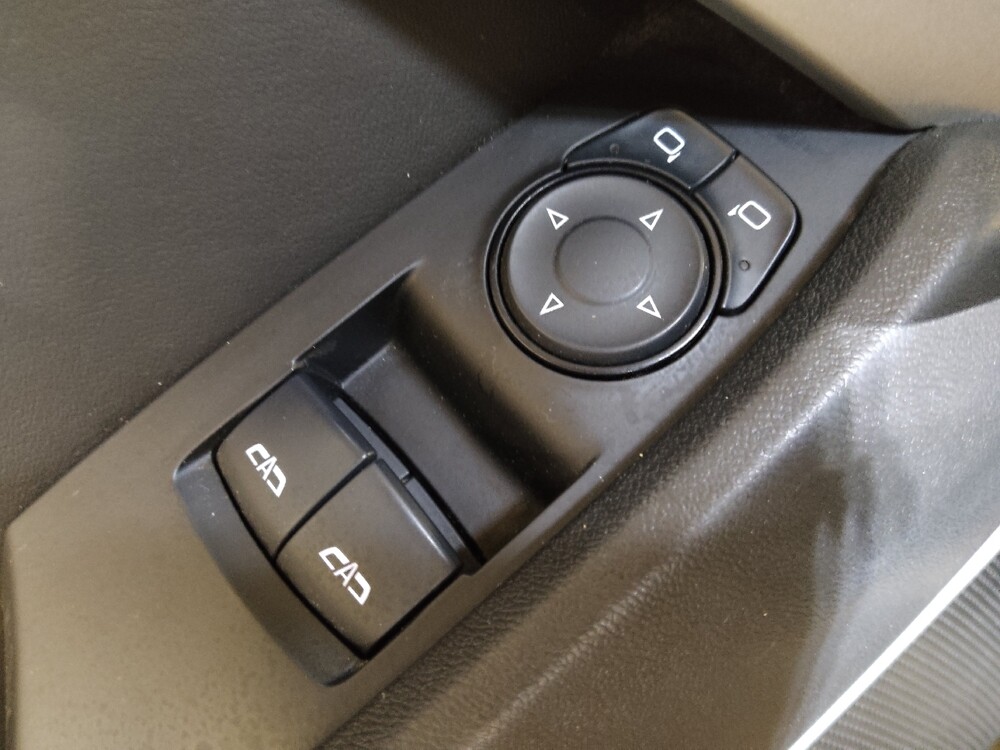 2017 Chevrolet Camaro in Gastonia, NC 28056 - 18123330 27