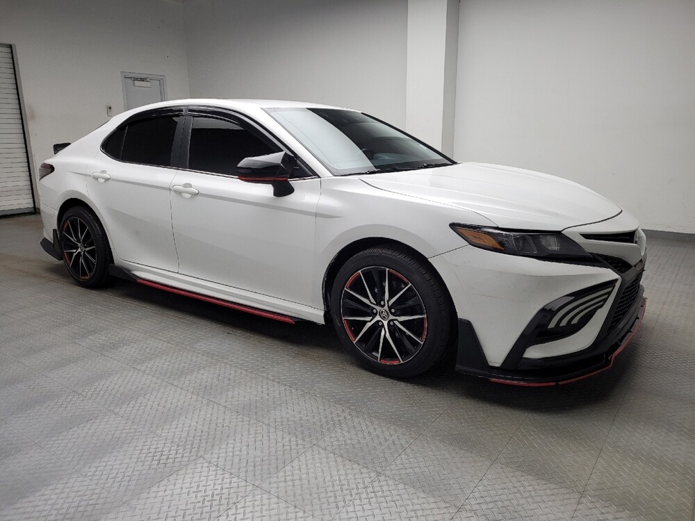 2021 Toyota Camry in Taylor, MI 48180 - 18123332 11