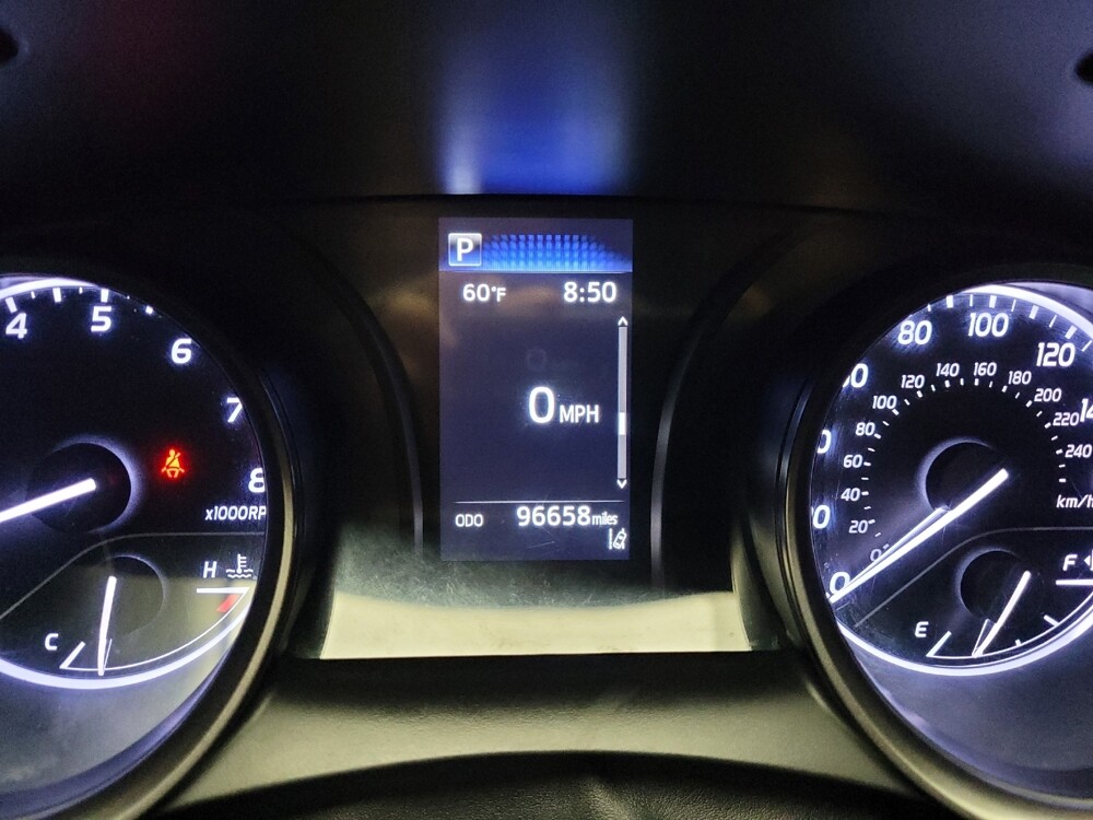 2021 Toyota Camry in Taylor, MI 48180 - 18123332 23