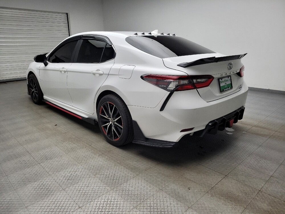 2021 Toyota Camry in Taylor, MI 48180 - 18123332 5