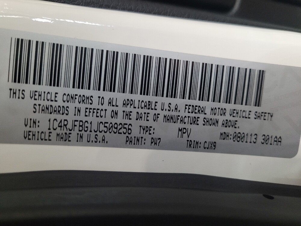 2018 Jeep Grand Cherokee in Henrico, VA 23223 - 18123335 33