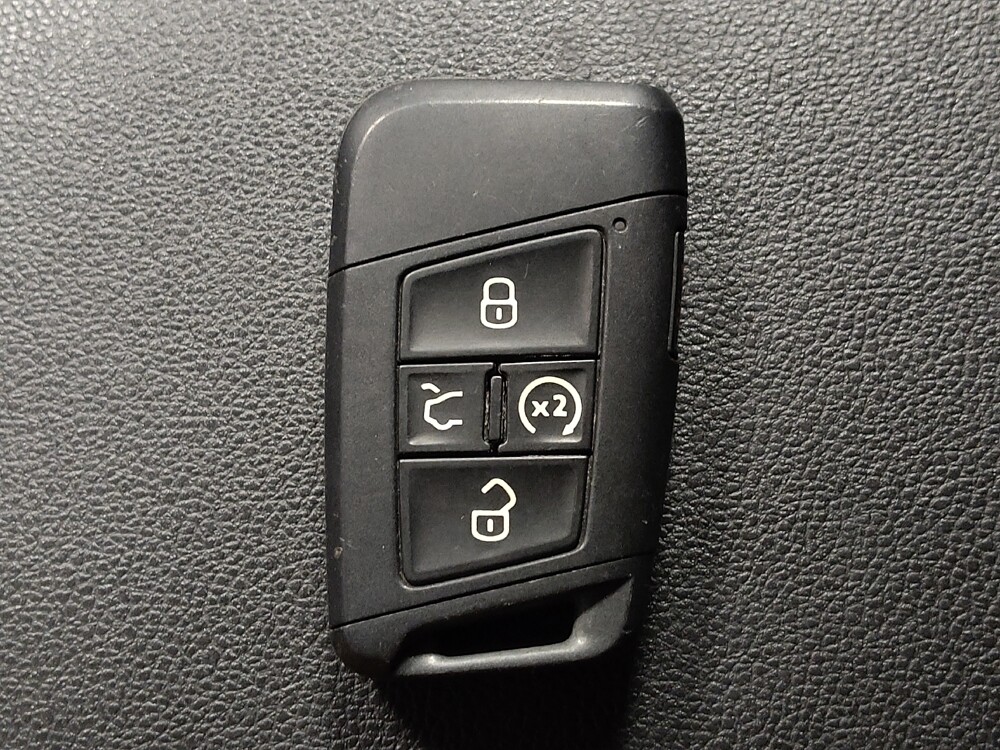 2022 Volkswagen Tiguan in Houston, TX 77060 - 18123338 32