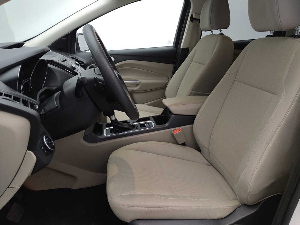 2017 Ford Escape in Orlando, FL 32808 - 18123339 17