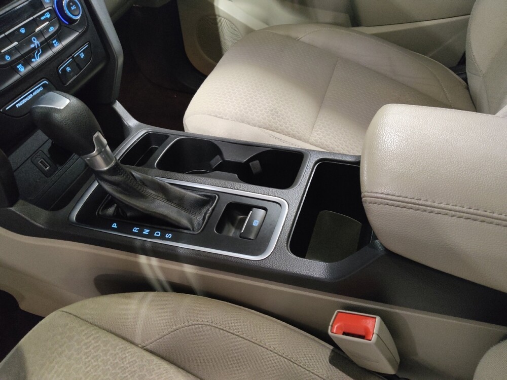 2017 Ford Escape in Orlando, FL 32808 - 18123339 26