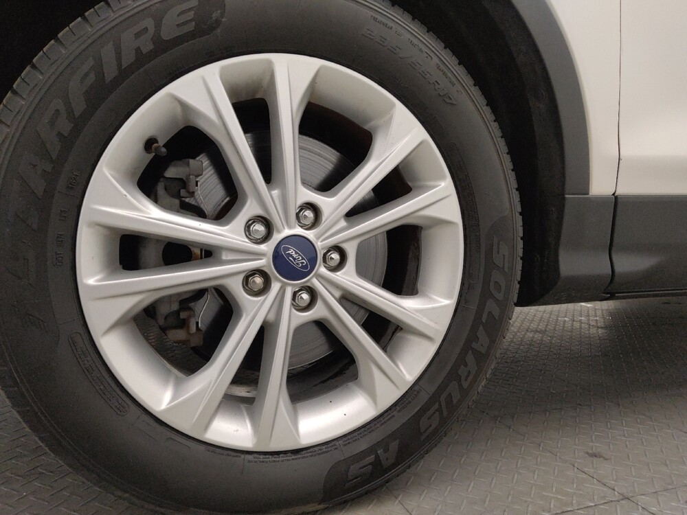 2017 Ford Escape in Orlando, FL 32808 - 18123339 31