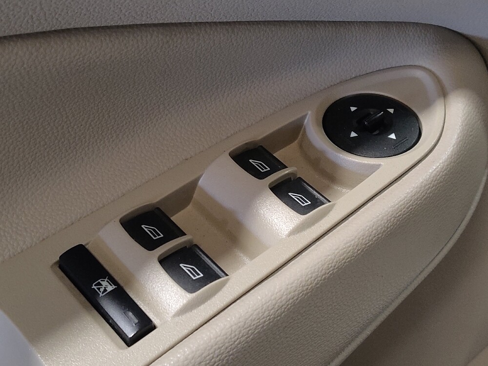 2017 Ford Escape in Orlando, FL 32808 - 18123339 27