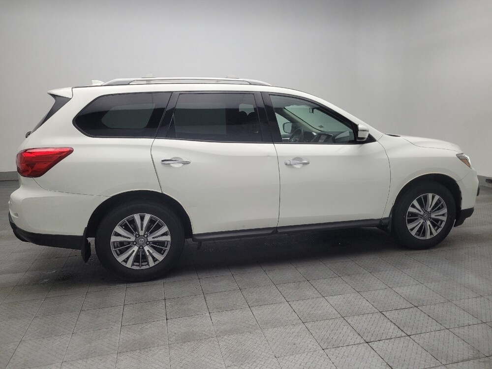 2019 Nissan Pathfinder in Jackson, MS 39211 - 18123340 10
