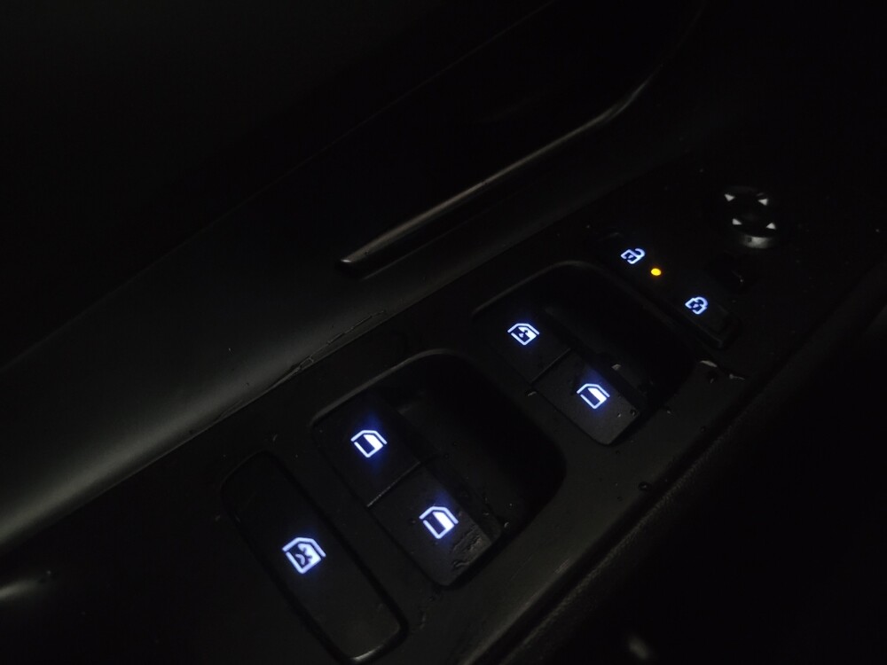 2025 Hyundai Elantra in Jackson, MS 39211 - 18123341 27