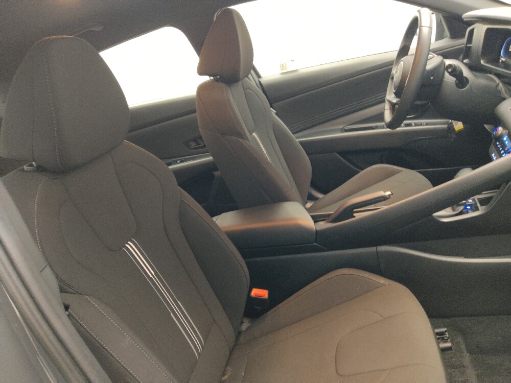 2025 Hyundai Elantra in Jackson, MS 39211 - 18123341 21