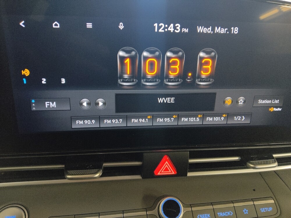 2023 Hyundai Elantra in Union City, GA 30291 - 18123342 25