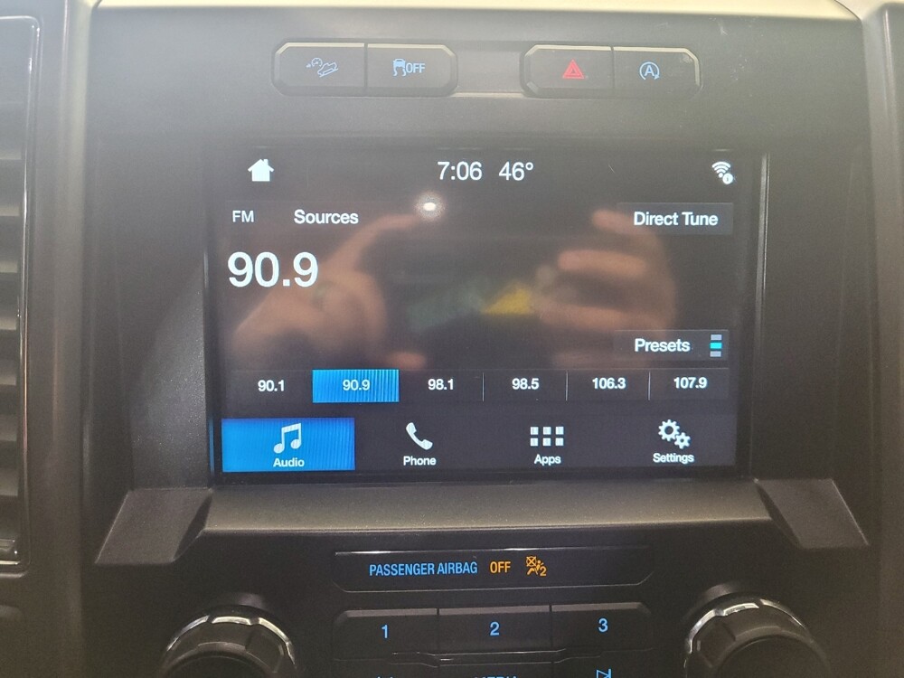 2018 Ford F150 in Louisville, KY 40258 - 18123348 25