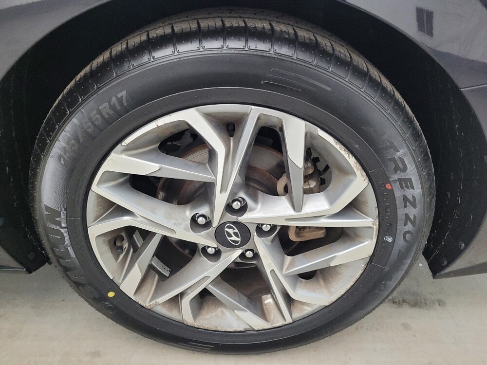 2023 Hyundai Sonata in Louisville, KY 40258 - 18123349 31