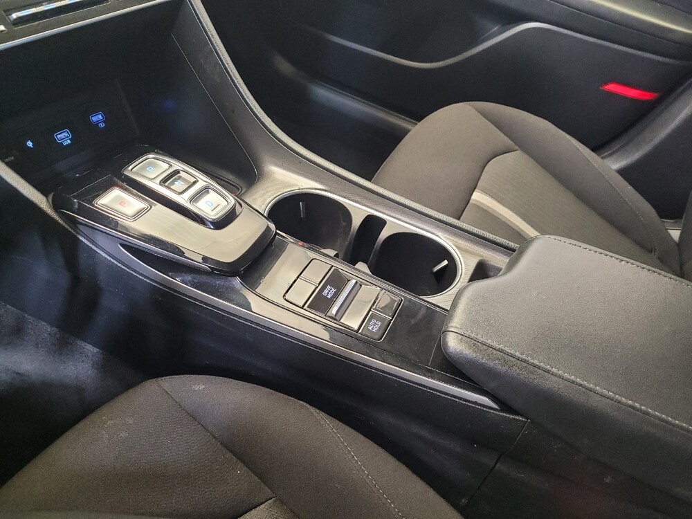 2023 Hyundai Sonata in Louisville, KY 40258 - 18123349 26