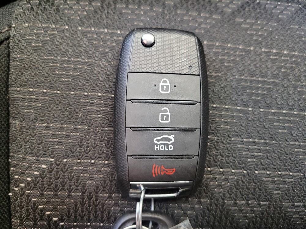 2018 Kia Rio in Louisville, KY 40258 - 18123350 32