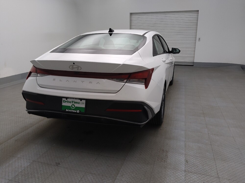 2024 Hyundai Elantra in Albuquerque, NM 87123 - 18123351 7