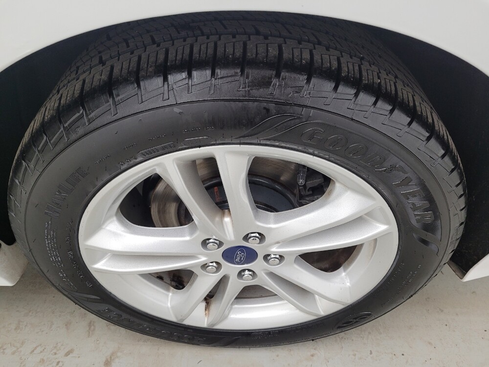 2018 Ford Fusion in Louisville, KY 40258 - 18123356 31