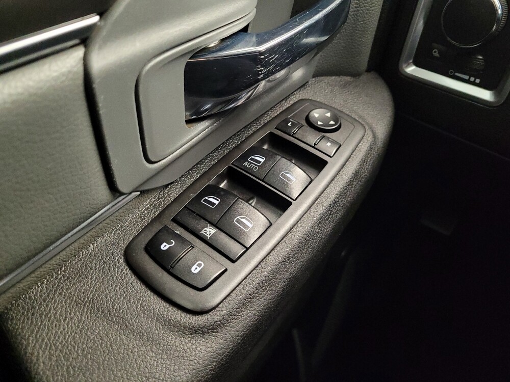 2021 RAM 1500 in Louisville, KY 40258 - 18123357 27