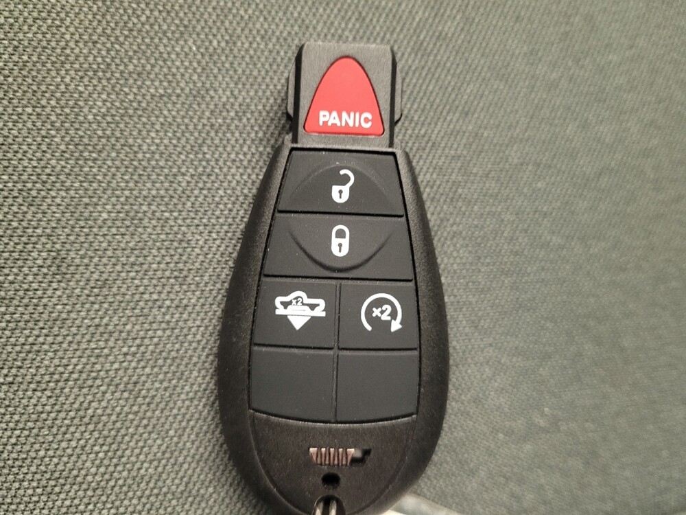 2021 RAM 1500 in Louisville, KY 40258 - 18123357 32